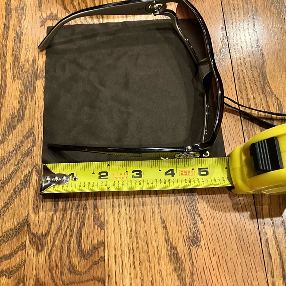 Guess | sunglasses case and cloth G logo on temple - Picture 7 of 10